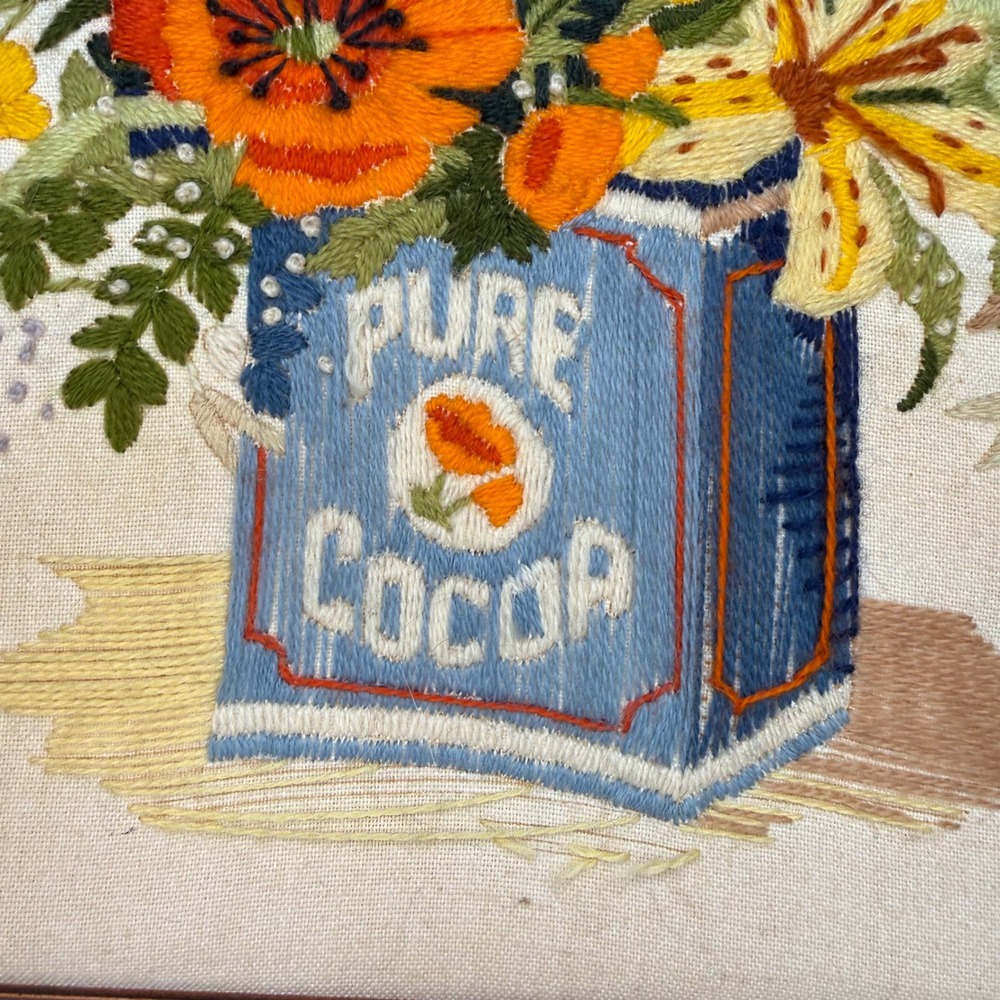 VTG Handmade Crewel Embroidery Floral Bouquet Pure Cocoa Tin Framed Art 21x17 - Picture 4 of 12